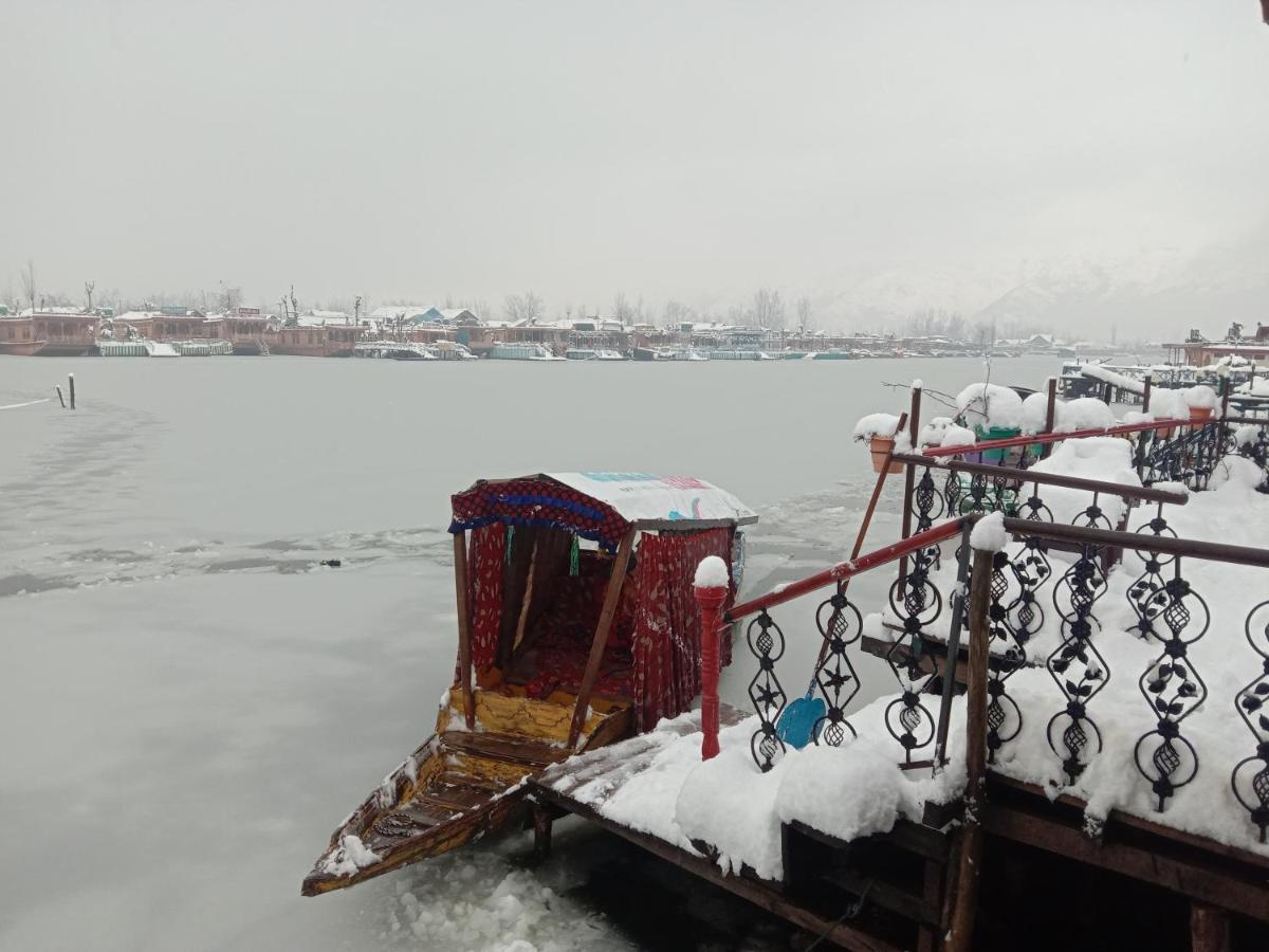 New Bombay Heritage Group Of House Boat Σριναγκάρ Εξωτερικό φωτογραφία